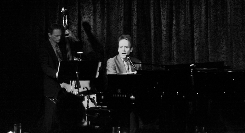 Review: Eric Comstock Makes The Audience At Birdland Beg For More ... But Does He Give It To Them? 