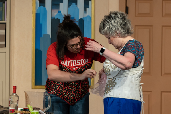 Photos: First look at Theatre's NANA'S NAUGHTY KNICKERS Image