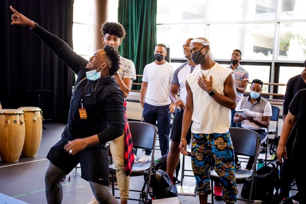 Photos & Video: See THE LION KING North American Tour's First Day Back After the Shutdown Image