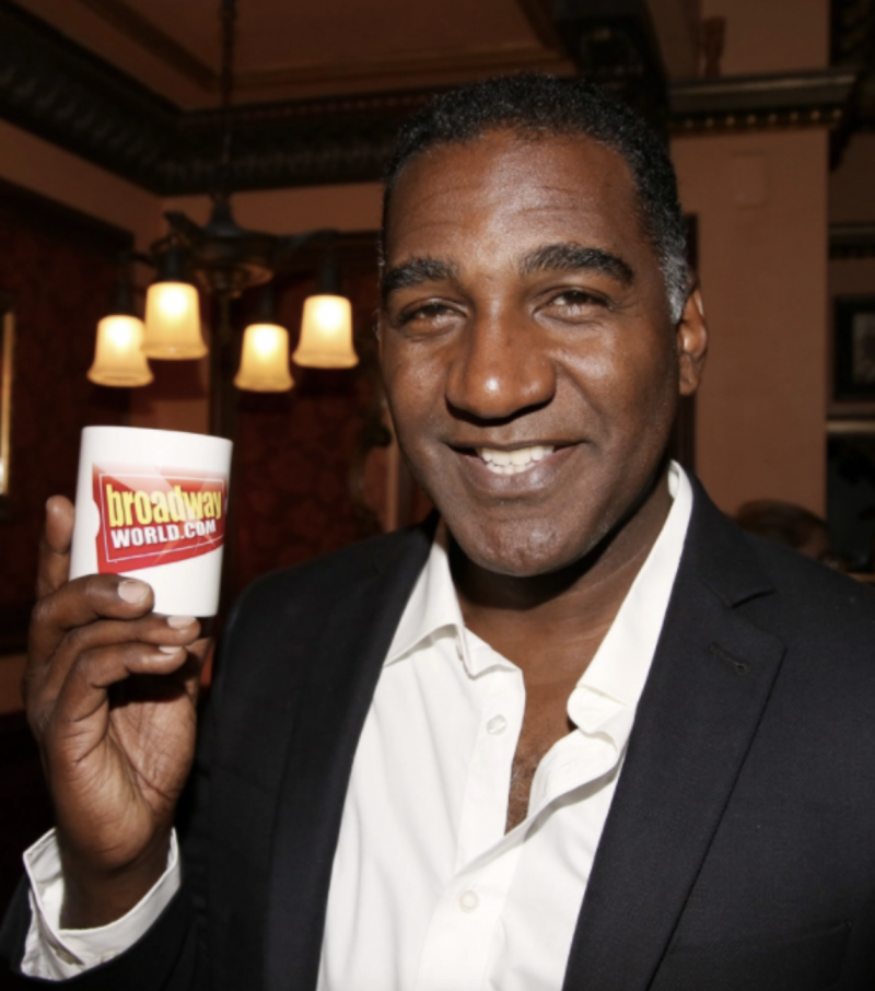 Wake Up With BWW 9/13: Inside FROZEN Opening Night, the Making of WICKED, and More! Image