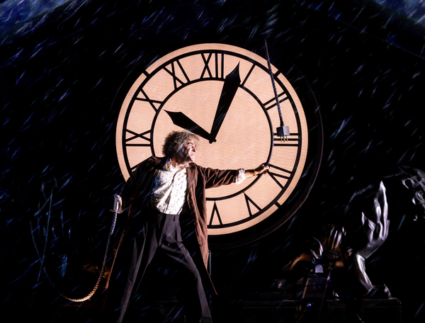Photos: First Look BACK TO THE FUTURE in London Image