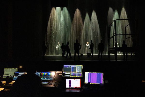 Photos: Go Behind the Scenes of DAVID BYRNE'S AMERICAN UTOPIA Image