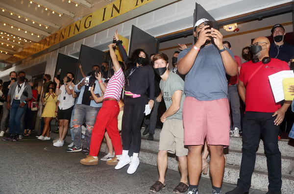 Lin-Manuel Miranda  and cast members Photo