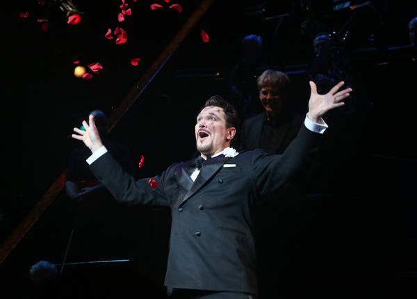 Photos: CHICAGO Company Takes Re-Opening Bows on Broadway Image