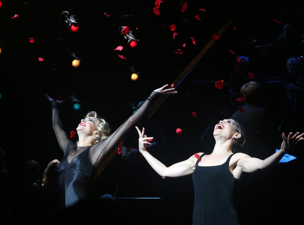 Photos: CHICAGO Company Takes Re-Opening Bows on Broadway 
