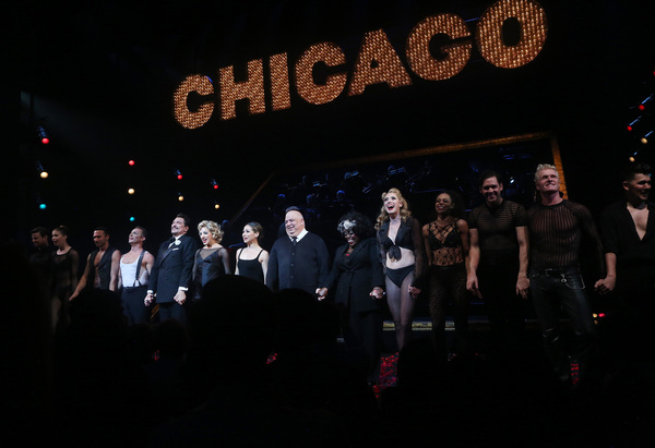 Photos: CHICAGO Company Takes Re-Opening Bows on Broadway Image