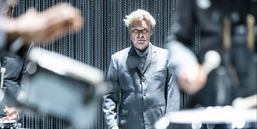 David Byrne's AMERICAN UTOPIA Announces Digital Lottery Photo