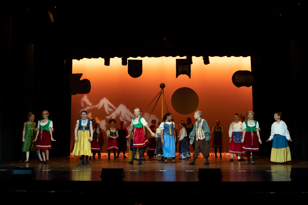 Photos: First look at MTVarts' FROZEN KIDS Image