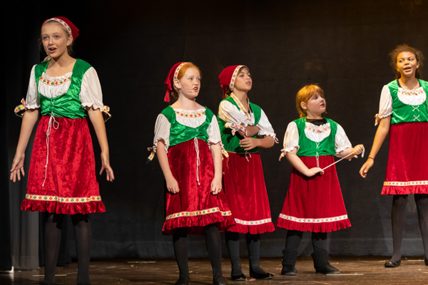 Photos: First look at MTVarts' FROZEN KIDS Image