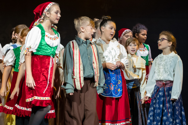 Photos: First look at MTVarts' FROZEN KIDS Image