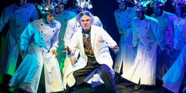 BACK TO THE FUTURE Suspends Performances Due to Illness Within the Cast Photo