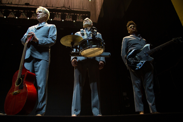 Photos: AMERICAN UTOPIA Re-Opens On Broadway! Image