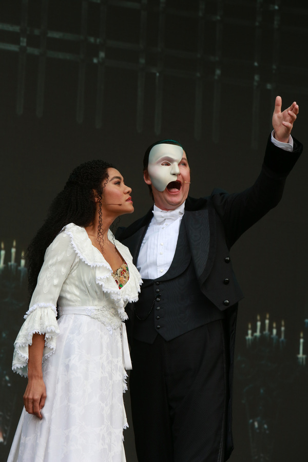 Photos: LES MISERABLES, FROZEN, WICKED, and More at WEST END LIVE 2021  Image