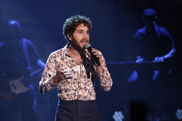 Photos: THE TONIGHT SHOW Celebrates Broadway Week With Performances From SIX, WICKED, & More! Image