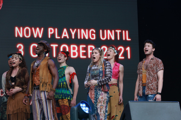 Photos: THE LAST FIVE YEARS, ROCK OF AGES, HEATHERS & More at WEST END LIVE 2021  Image