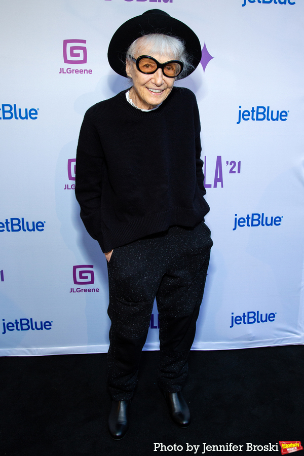 Photos: Ari'el Stachel, Reeve Carney, Eva Noblezada and More Attend the Public Theater 2021 Gala Image