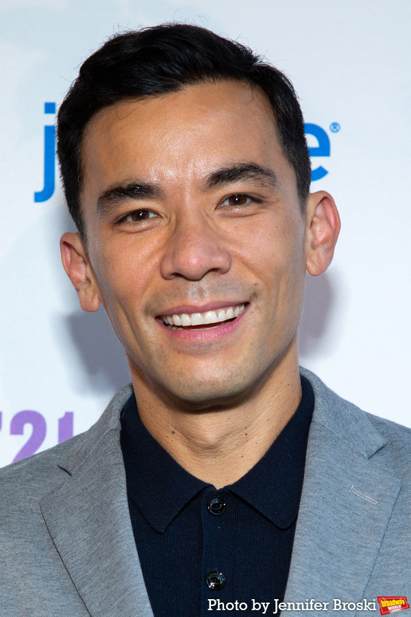 Photos: Ari'el Stachel, Reeve Carney, Eva Noblezada and More Attend the Public Theater 2021 Gala Image