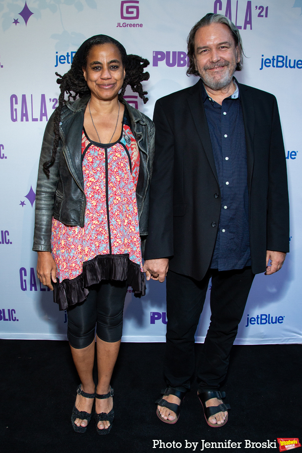 Photos: Ari'el Stachel, Reeve Carney, Eva Noblezada and More Attend the Public Theater 2021 Gala Image