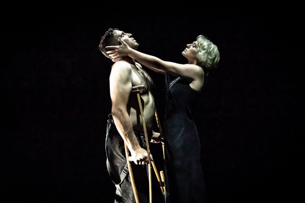 Photos: First Look at MISSING JULIE at THEATR CLWYD Image