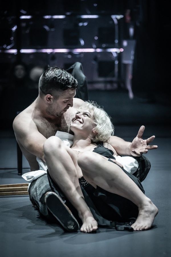 Photos: First Look at MISSING JULIE at THEATR CLWYD Image
