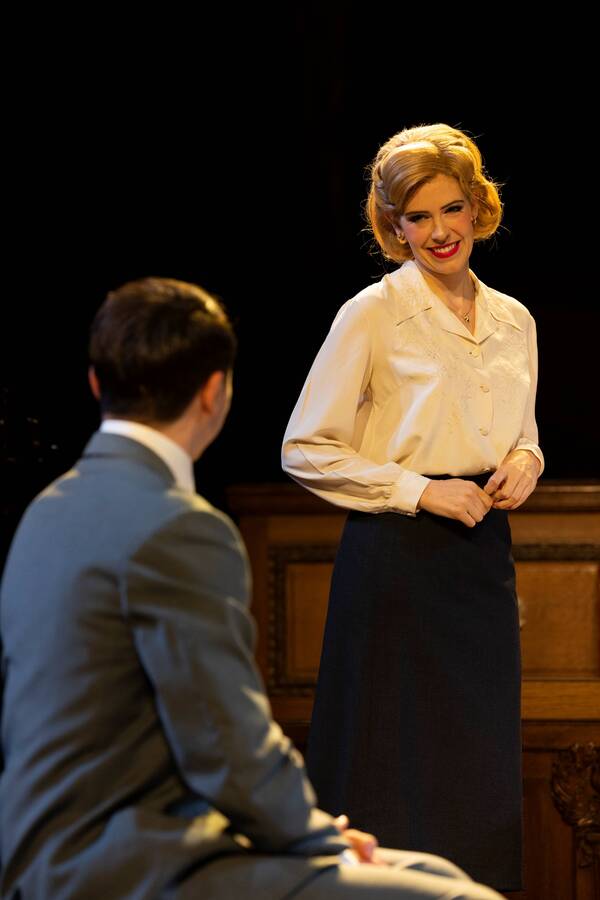 Photos: First Look at WITNESS FOR THE PROSECUTION at London County Hall Image