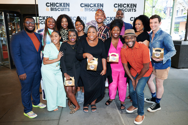 Photos: CHICKEN & BISCUITS Hosts a Picnic Outside the Circle in the Square Theatre Image