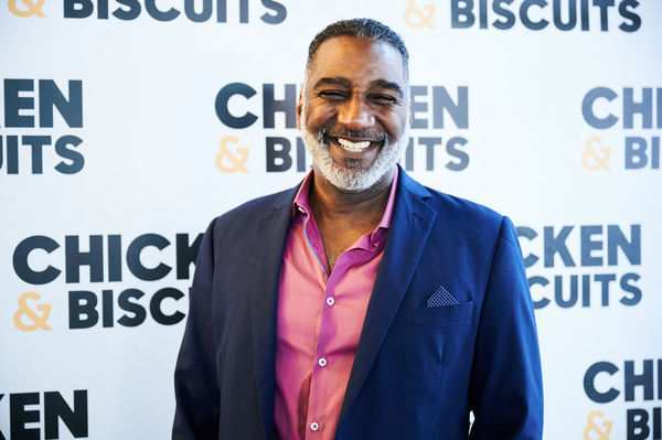 Photos: CHICKEN & BISCUITS Hosts a Picnic Outside the Circle in the Square Theatre Image