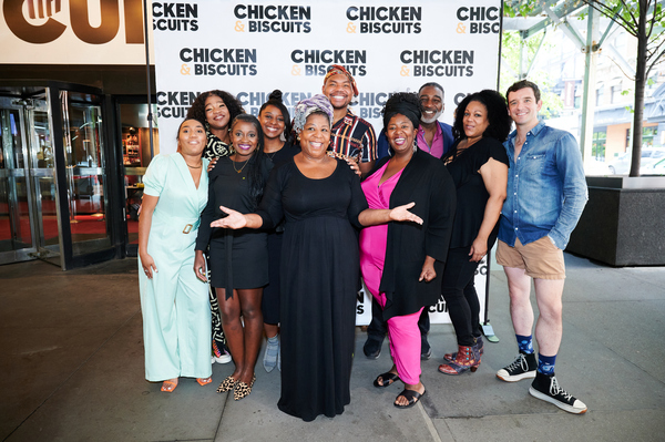 Photos: CHICKEN & BISCUITS Hosts a Picnic Outside the Circle in the Square Theatre Image