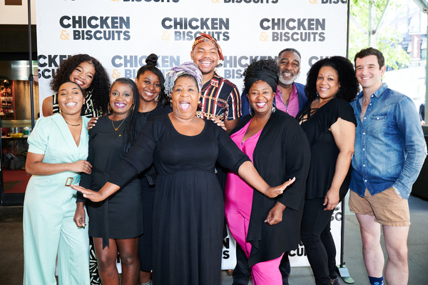 Photos: CHICKEN & BISCUITS Hosts a Picnic Outside the Circle in the Square Theatre Image