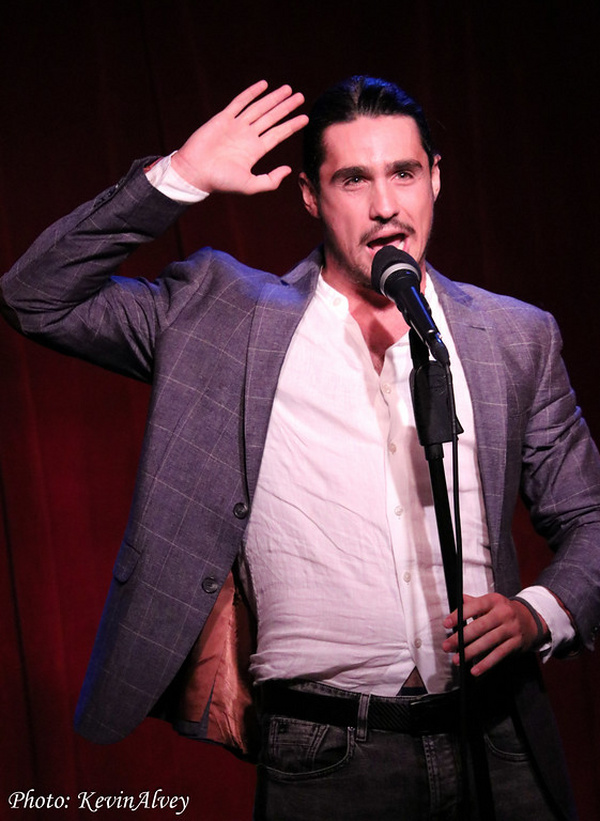 Photos: The Cast Of COMPANY Hits the Stage at Birdland to Raise Funds for Darkness Rising 