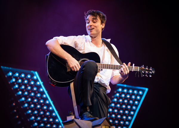 Photos: First Look at the West End Transfer of THE LAST FIVE YEARS Image