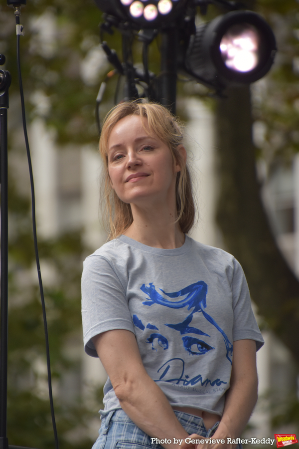 Photos: Broadway in Bryant Park Returns with the Casts of DEAR EVAN HANSEN, SIX, DIANA and More 