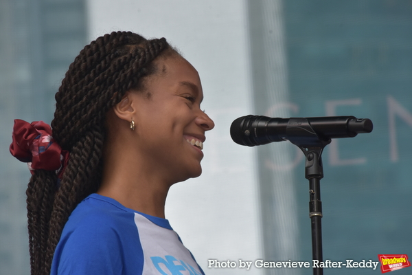 Photos: Broadway in Bryant Park Returns with the Casts of DEAR EVAN HANSEN, SIX, DIANA and More 