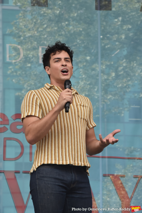 Photos: Broadway in Bryant Park Returns with the Casts of DEAR EVAN HANSEN, SIX, DIANA and More 