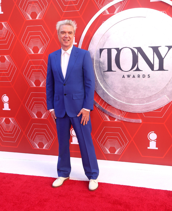 Photos: Stars Come Out to Celebrate on the Tony Awards Red Carpet! Image