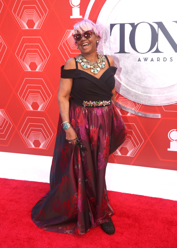 Photos: Stars Come Out to Celebrate on the Tony Awards Red Carpet! Image