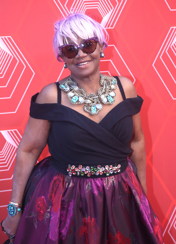 Photos: Stars Come Out to Celebrate on the Tony Awards Red Carpet! Image