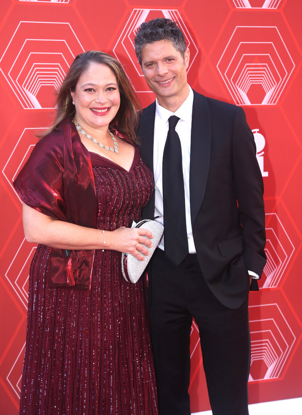Photos: Stars Come Out to Celebrate on the Tony Awards Red Carpet! Image