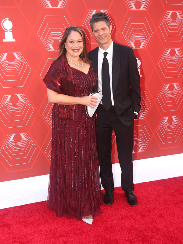 Photos: Stars Come Out to Celebrate on the Tony Awards Red Carpet! Image