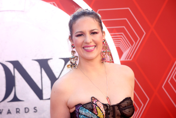 Photos: Stars Come Out to Celebrate on the Tony Awards Red Carpet! Image