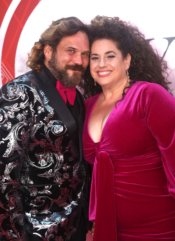 Photos: Stars Come Out to Celebrate on the Tony Awards Red Carpet! Image