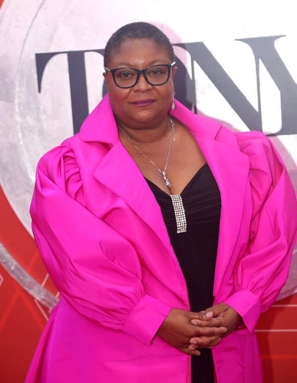 Photos: Stars Come Out to Celebrate on the Tony Awards Red Carpet! Image