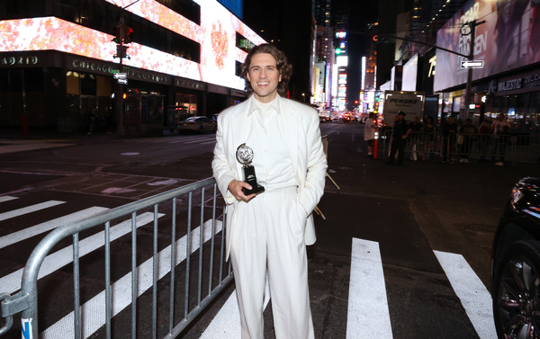 Photos: Backstage with the Winners at the 2020 Tony Awards  Image