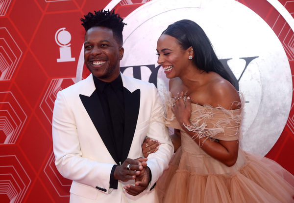 Photos: Stars Come Out to Celebrate on the Tony Awards Red Carpet! Image