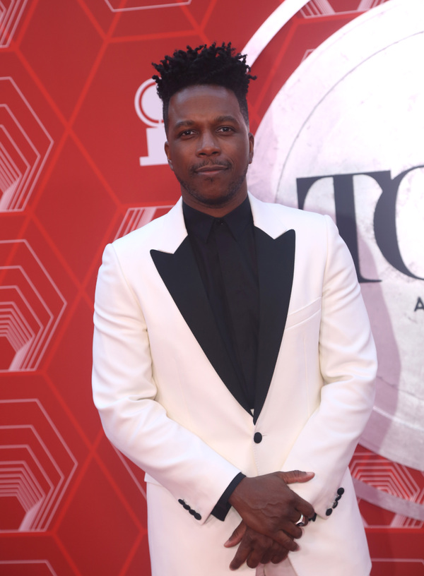 Photos: Stars Come Out to Celebrate on the Tony Awards Red Carpet! Image