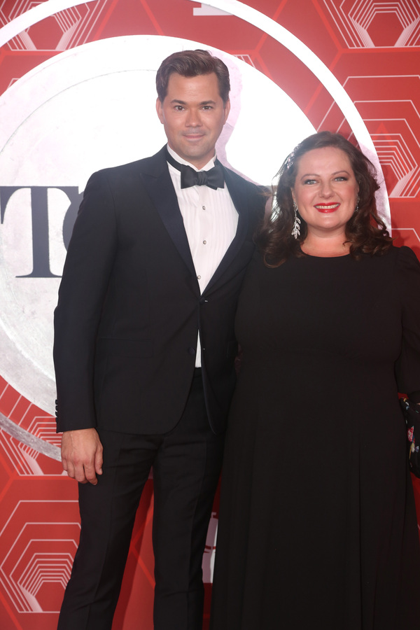 Photos: Stars Come Out to Celebrate on the Tony Awards Red Carpet! Image