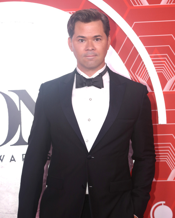 Photos: Stars Come Out to Celebrate on the Tony Awards Red Carpet! Image