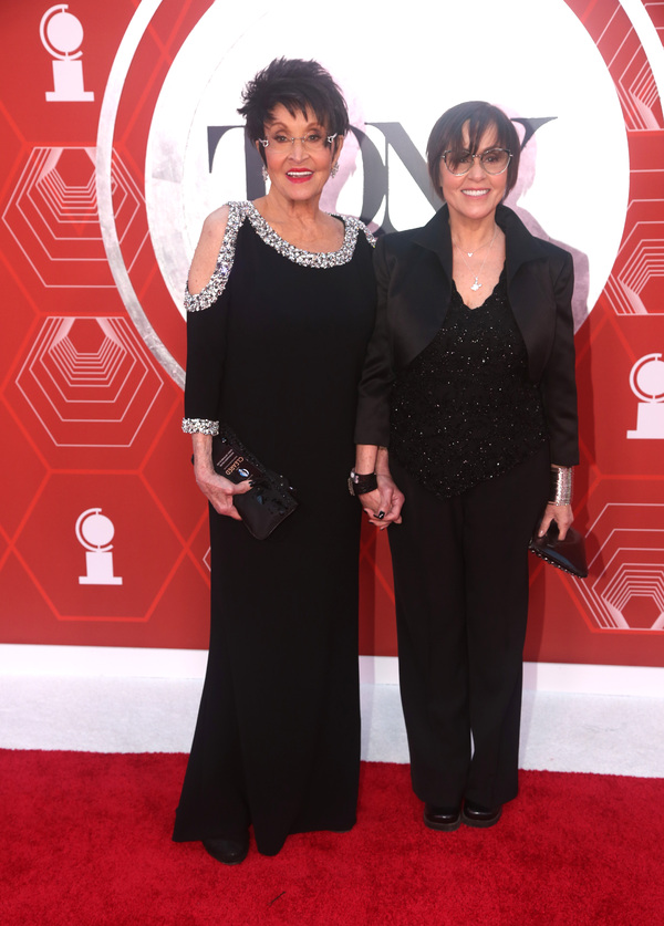 Photos: Stars Come Out to Celebrate on the Tony Awards Red Carpet! Image