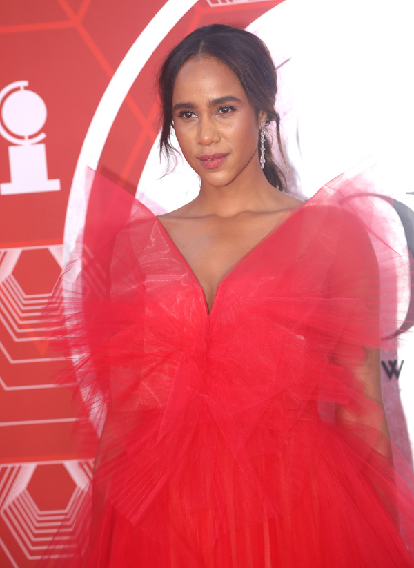 Photos: Stars Come Out to Celebrate on the Tony Awards Red Carpet! Image