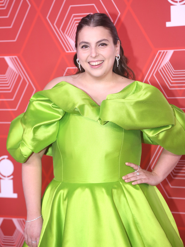 Photos: Stars Come Out to Celebrate on the Tony Awards Red Carpet! Image